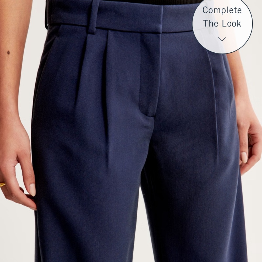 NWT Abercrombie Sloan low rise tailored pant 27L